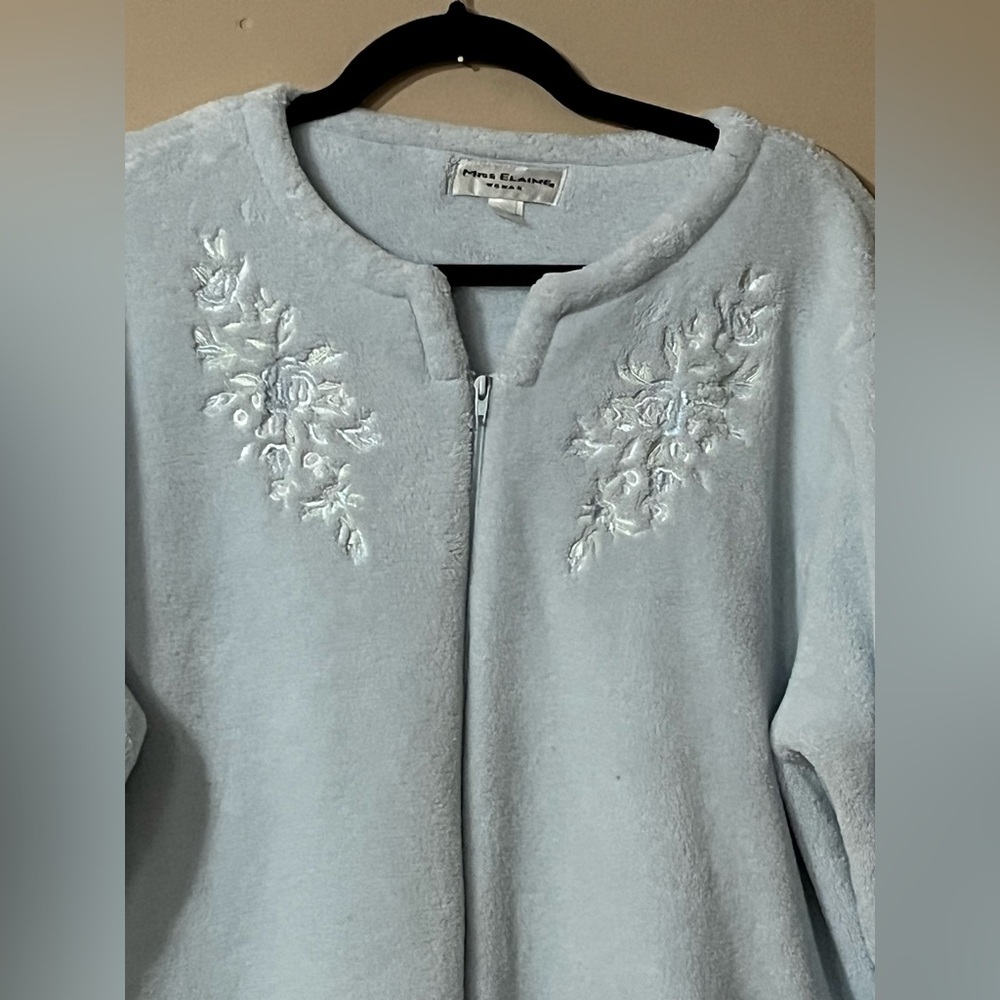 Miss Elaine Light Baby Blue Zip Front Long Robe Pockets Embroidered Size 2Xl - Picture 6 of 10